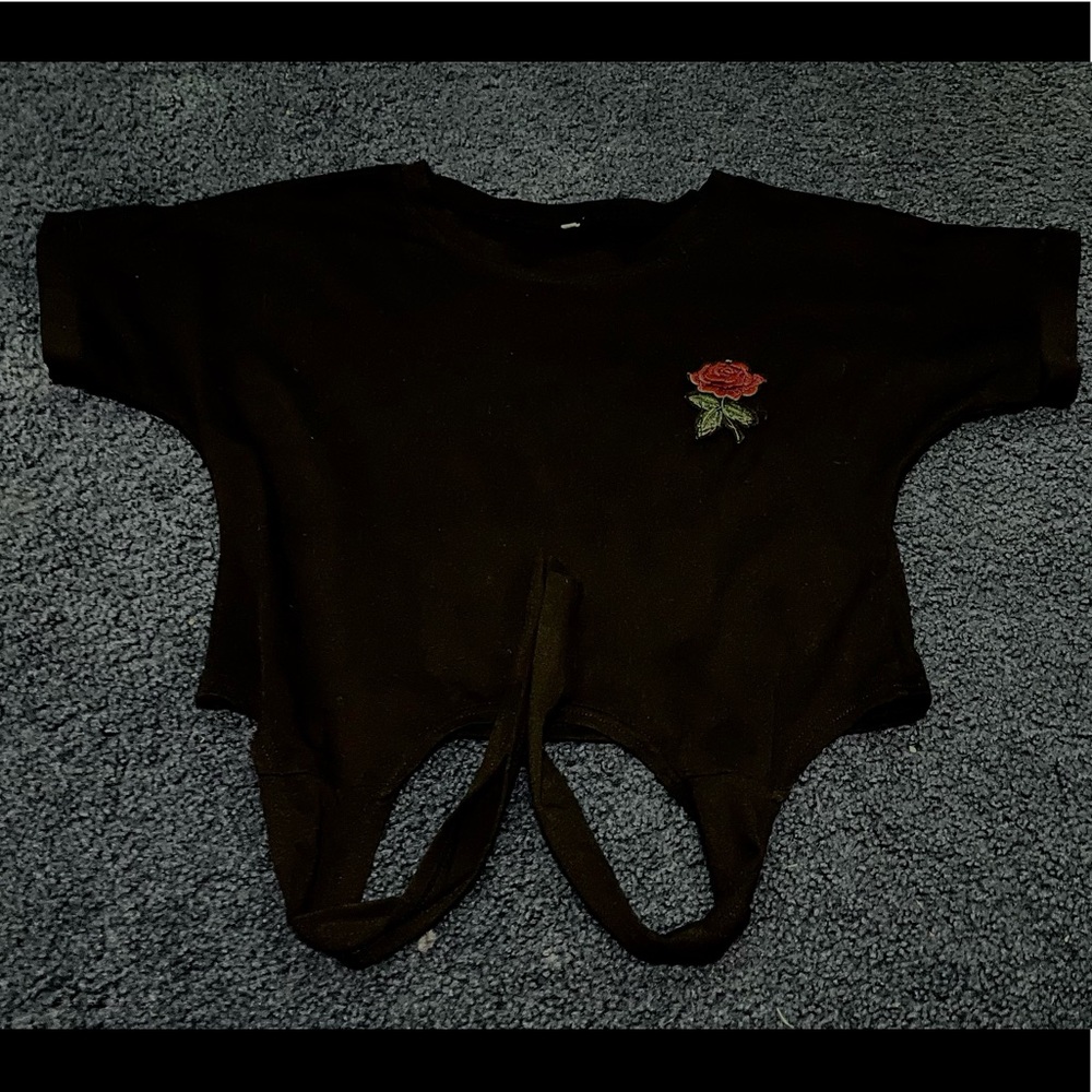 Rose detail crop top